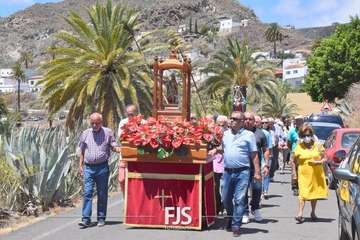 Misa, procesión y feria de ganado en San Roque/Francisco Javier Santana.
